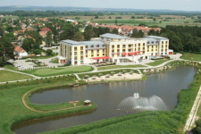 Pólus Palace Golf Hotel - Hongarije - God - 01