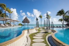 Ambre-Beach-Hotel-Spa-Mauritius-Belle-Mare-01