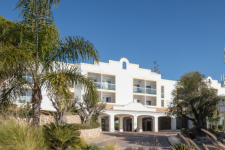 DFH_Hotel_Facade (2)