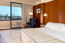 Melia Benidorm Hotel - Costa Blanca - Spanje - 06 - Junior Suite.jpg