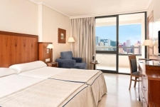 Melia Benidorm Hotel - Costa Blanca - Spanje - 13 - Standard Room.jpg
