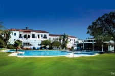 Sierra Park Club - 01.jpg