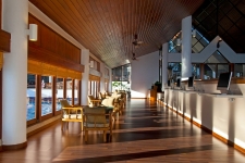 Le Meridien Phuket Beach Resort - 46 - Facilities - Similan Lounge.jpg