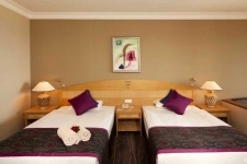 sirene-belek-golf-hotel-18-senior-room