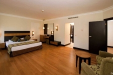 sirene-belek-golf-hotel-2villa-garden-suite-1st-bedroom_02