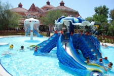 sirene-belek-golf-hotel-a-view-from-the-children-pool_02
