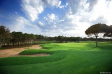 montgomerie-maxx-royal-golf-course-11-hole-10