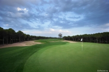 montgomerie-maxx-royal-golf-course-12-hole-11