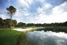 montgomerie-maxx-royal-golf-course-14-hole-14